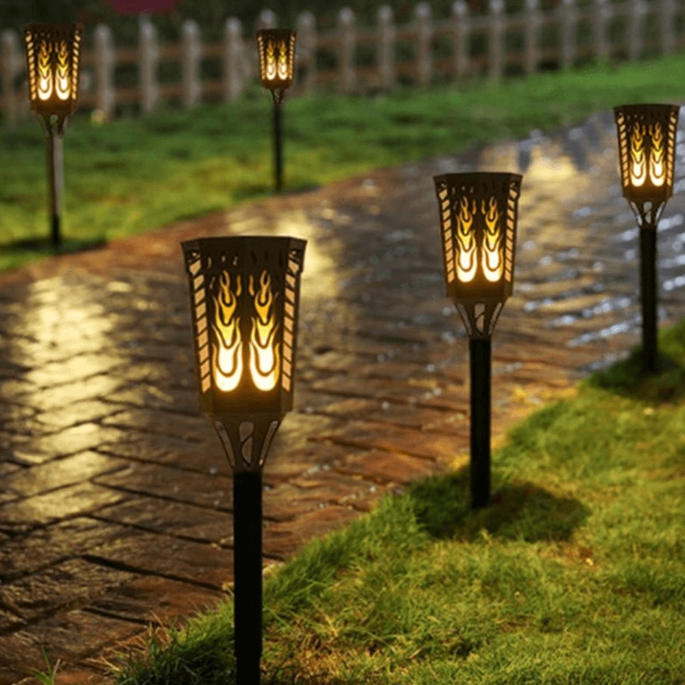 klok Bestaan Huis Solarlampen met vlam effect - tuinverlichting - tuin - WONEN.nl