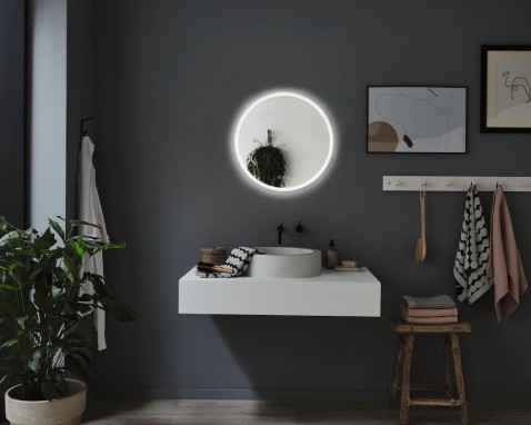 Foto : Geef je badkamer een make-over met deze stijlvolle en innovatieve verlichting