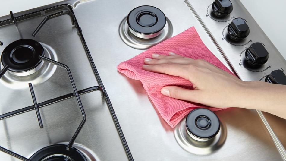 puur Bedenken richting Met deze tips kun je rvs heel makkelijk schoonmaken - kookplaat-kookpit -  keuken - WONEN.nl