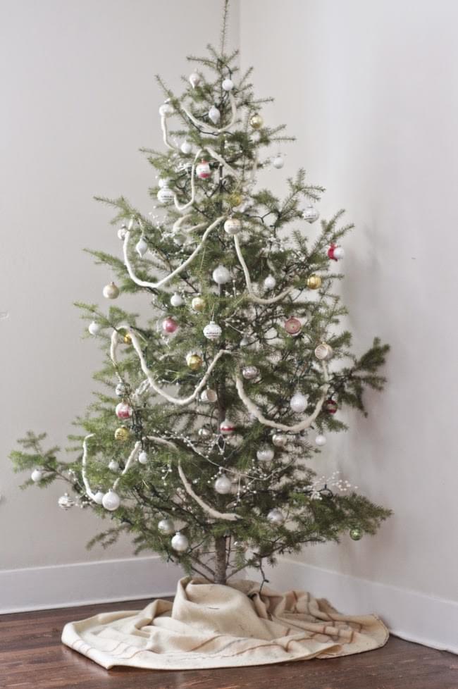 onkruid Altijd Medisch wangedrag Tips voor een mooie kerstboom en hoe je hem buiten plant - woonaccessoire -  woonkamer - WONEN.nl