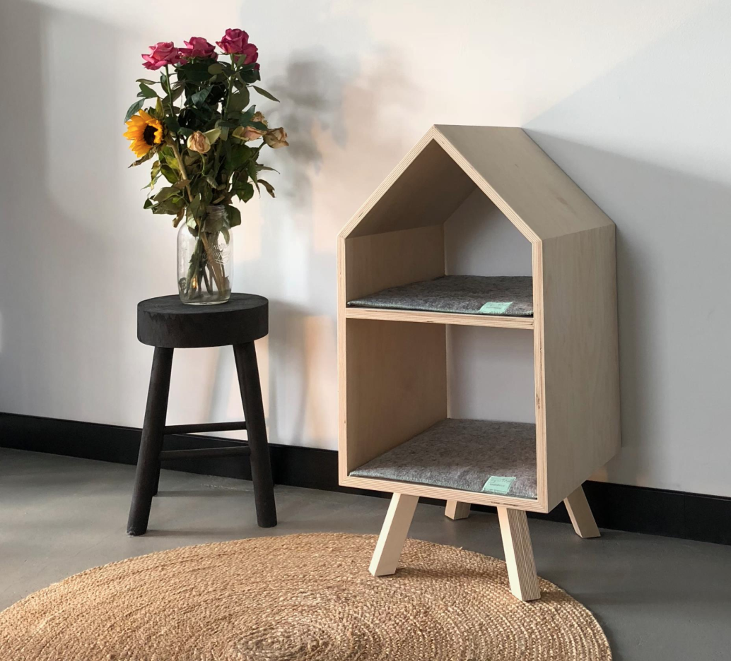 In deze design kattenhuisjes wil elke kat wel slapen! - manden-en-bedden - huisdier - WONEN.nl