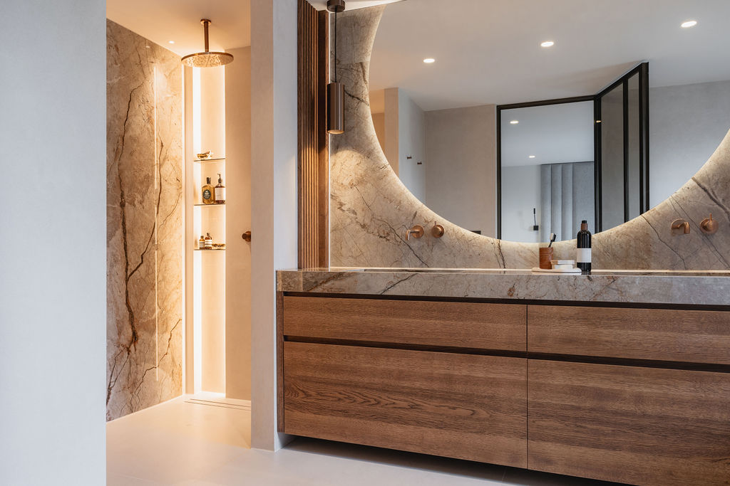 Foto : Luxe ensuite badkamer in Amstelveen